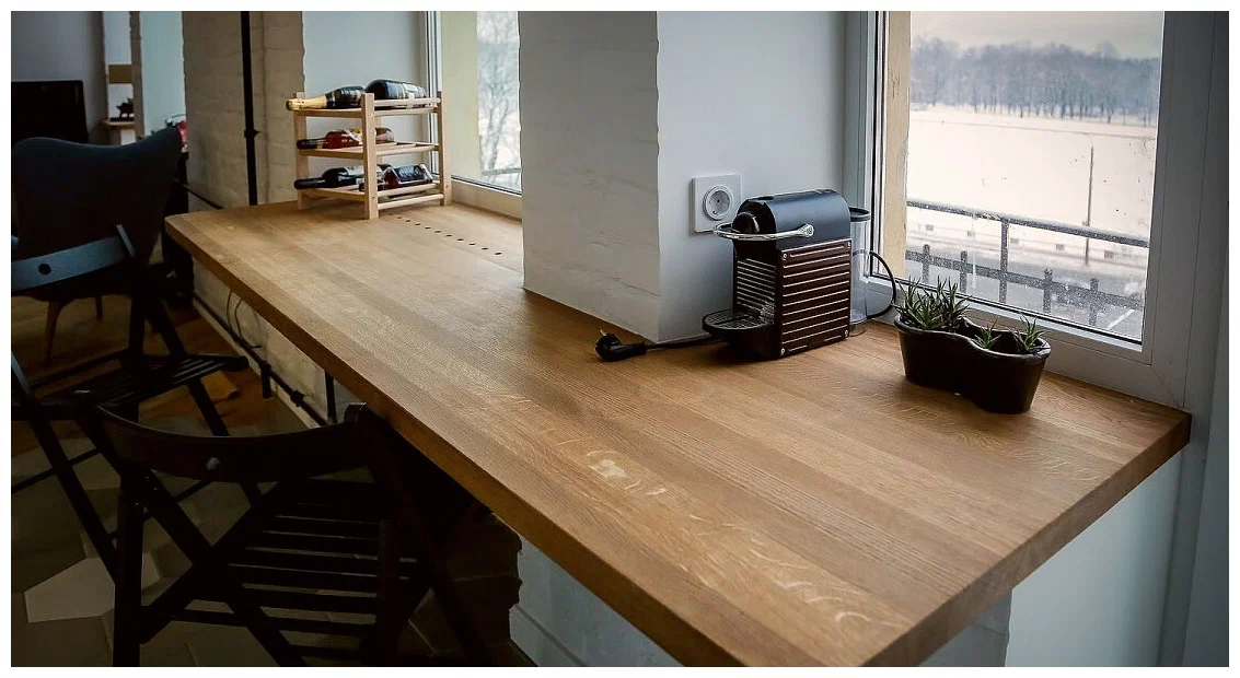 стол подоконник