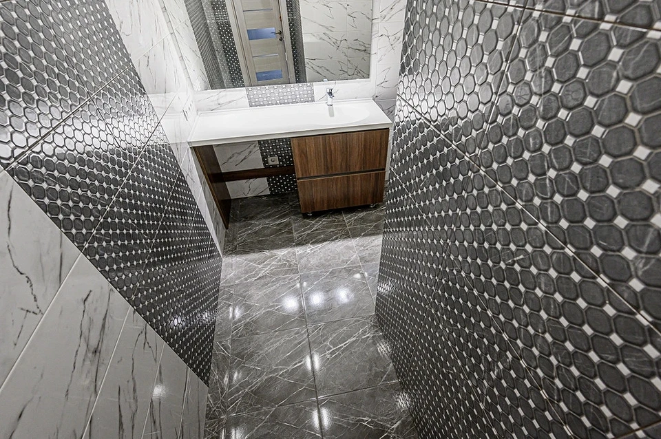 гладкая напольная плитка